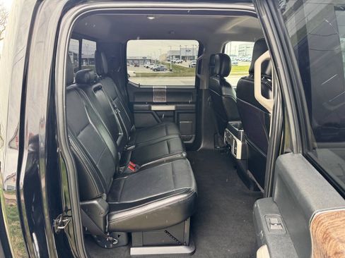 Used 2018 Ford F250 Lariat w/ Chrome Package AWD/4WD image 13