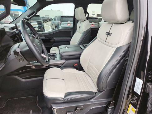 Used 2023 Ford F150 Lightning Platinum image 20