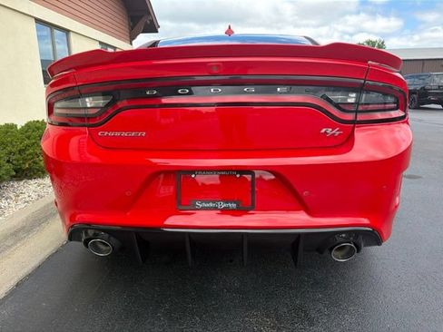 Used 2022 Dodge Charger R/T RWD image 10