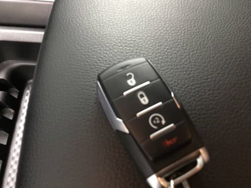 Used 2023 RAM 1500 Big Horn AWD/4WD image 11