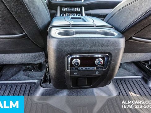 Used 2023 GMC Yukon XL Denali RWD image 33