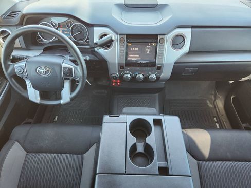 Used 2017 Toyota Tundra SR5 image 29