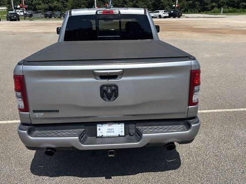 Used 2022 RAM 1500 Big Horn RWD image 5