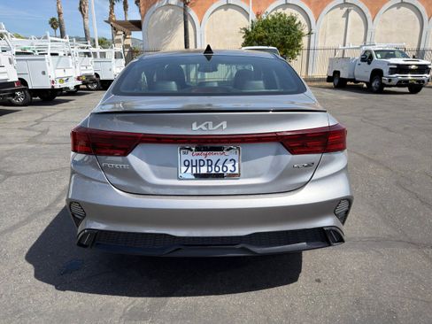 Used 2023 Kia Forte GT-Line w/ GT-Line Technology Package image 7