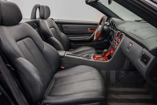 Used 2003 Mercedes-Benz SLK 320 image 20