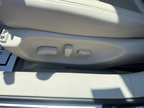 Used 2017 INFINITI Q50 Sport AWD/4WD image 29