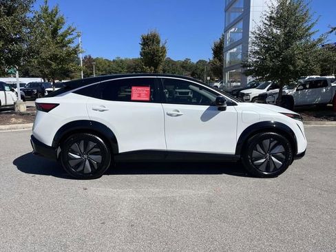 Certified 2025 Nissan Ariya FWD image 3