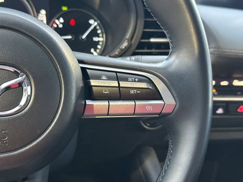 Used 2021 MAZDA MAZDA3 s image 20