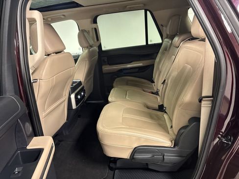 Used 2024 Ford Expedition Max Limited RWD image 30