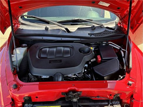 Used 2009 Chevrolet HHR LS image 15