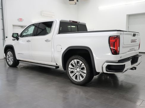 Used 2022 GMC Sierra 1500 Denali w/ Denali Premium Package AWD/4WD image 6