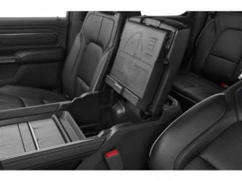 Used 2019 RAM 1500 Limited w/ Body Color Bumper Group image 17