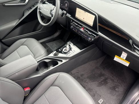 New 2026 Kia Niro Wind image 15