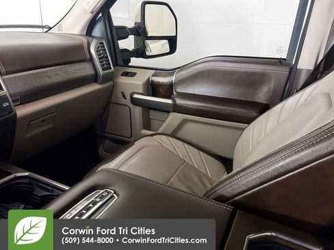 Used 2019 Ford F350 Limited AWD/4WD image 28