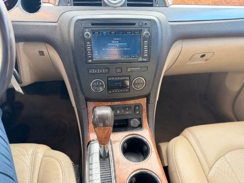 Used 2012 Buick Enclave Leather image 24