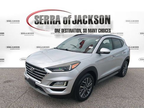 Used 2019 Hyundai Tucson Ultimate w/ Cargo Package FWD image 4