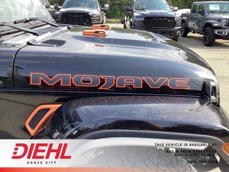 Used 2021 Jeep Gladiator Mojave AWD/4WD image 11