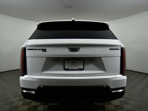 New 2025 Cadillac Escalade IQ Sport 1 w/ LPO, ONYX Package AWD/4WD image 4