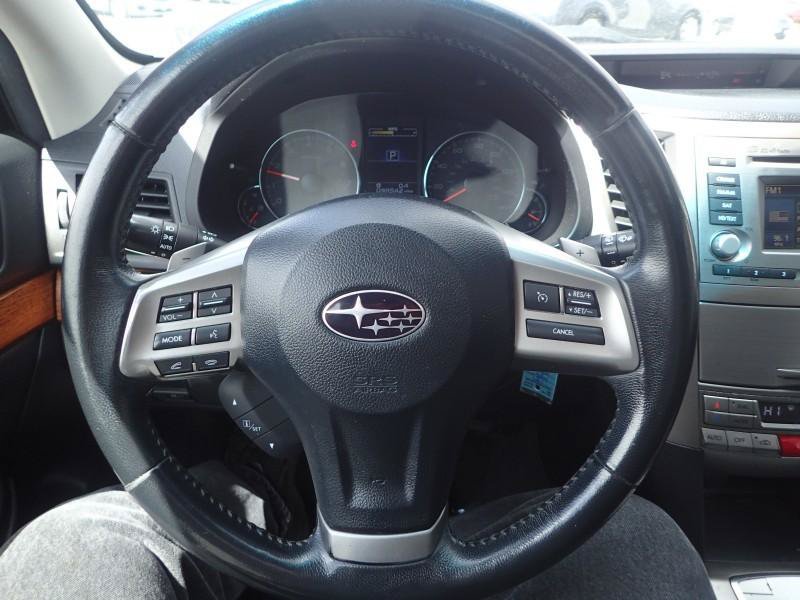 Used 2014 Subaru Outback 2.5i Limited AWD/4WD image 15