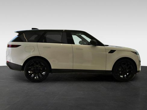New 2026 Land Rover Range Rover Sport SE AWD/4WD image 3