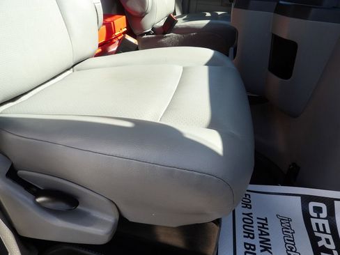 Used 2021 Ford E-350 and Econoline 350 Super Duty image 25