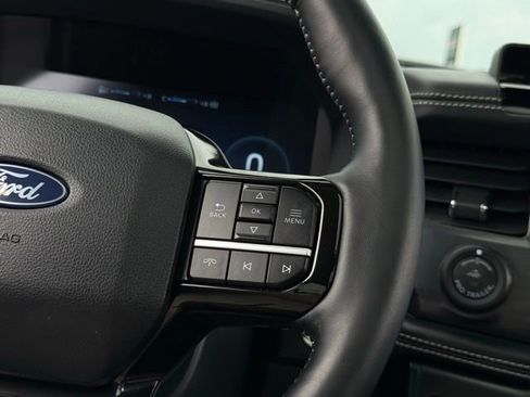 Used 2025 Ford F150 Lightning Platinum AWD/4WD image 12