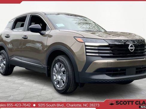 New 2026 Nissan Kicks S image 1