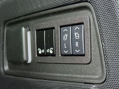 Used 2024 Cadillac Escalade V AWD/4WD image 26