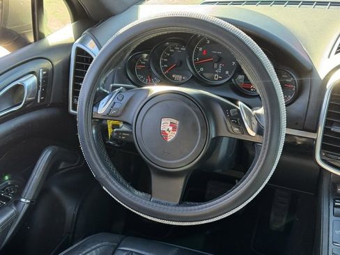 Used 2012 Porsche Cayenne image 15