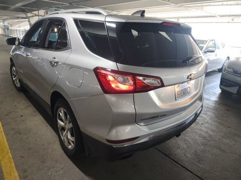 Used 2018 Chevrolet Equinox LT FWD image 3