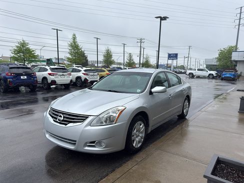 Used 2012 Nissan Altima 2.5 S FWD image 7