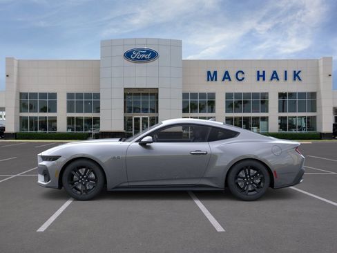 Used 2026 Ford Mustang GT RWD image 3
