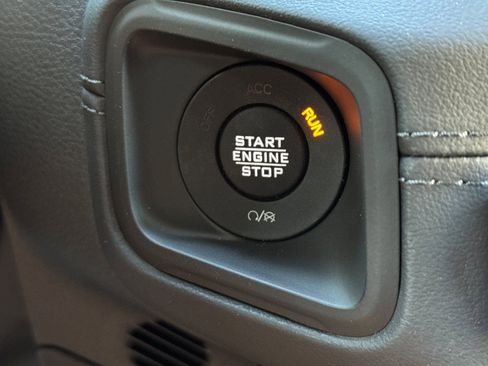 New 2026 Jeep Wrangler Rubicon AWD/4WD image 21