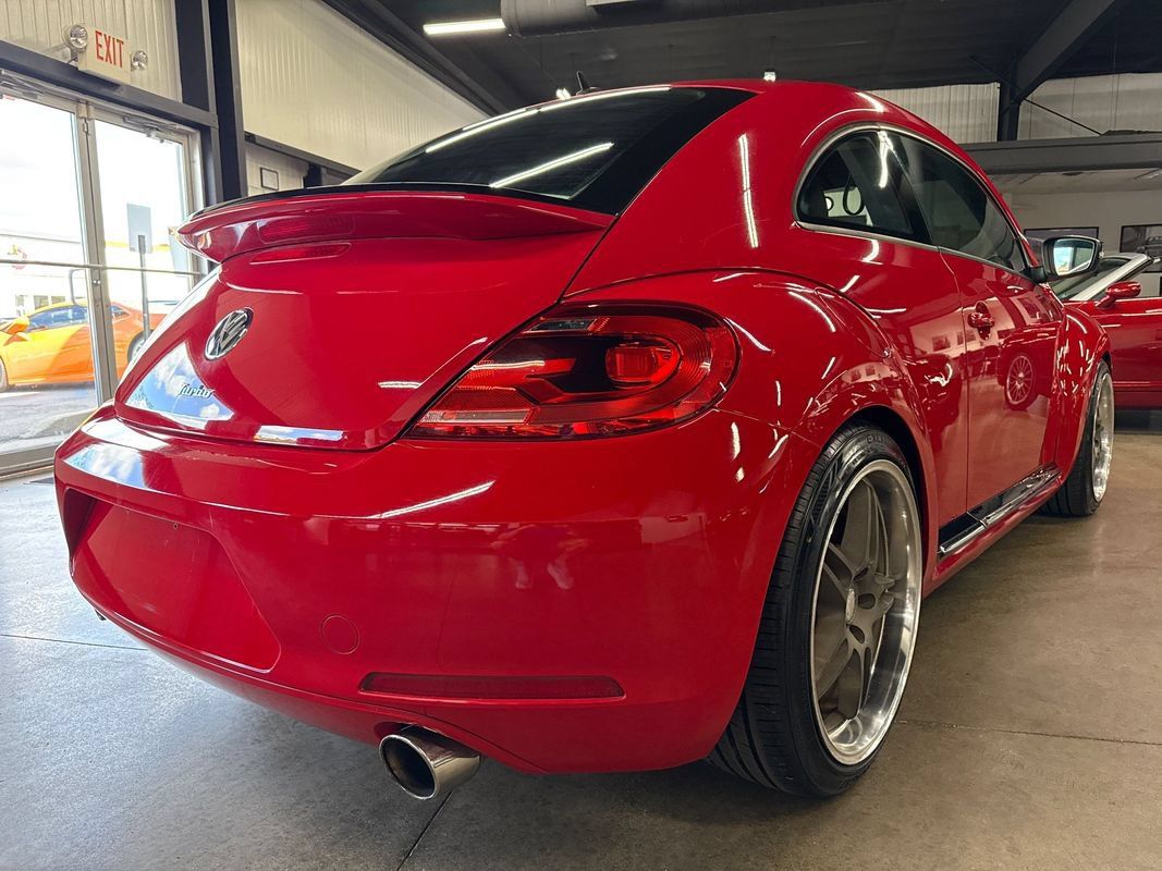 Used 2012 Volkswagen Beetle 2.0T FWD image 10