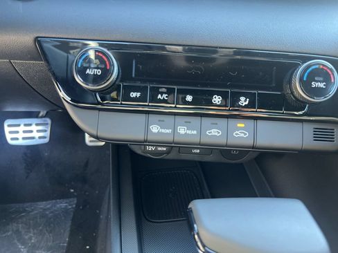Used 2026 Hyundai Elantra Sport FWD image 15