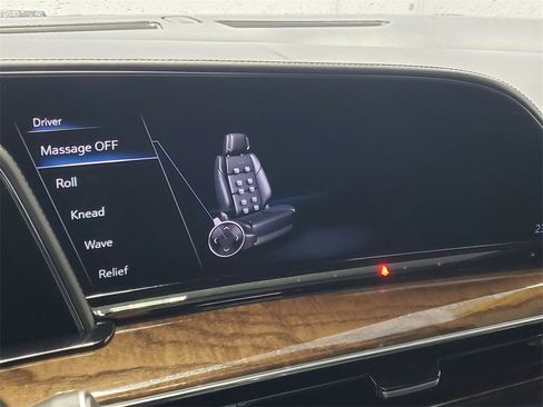 Used 2021 Cadillac Escalade Premium Luxury Platinum image 21