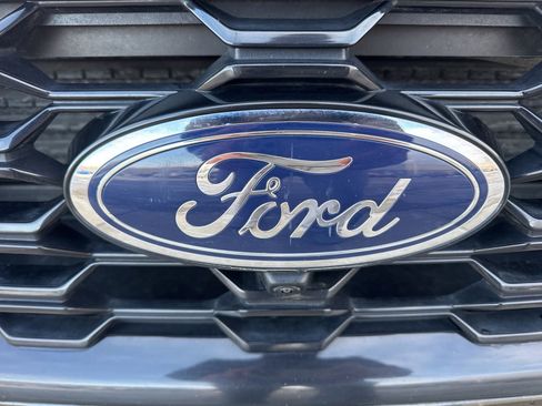 Certified 2024 Ford Escape ST-Line Select w/ Tech Pack #2 image 13