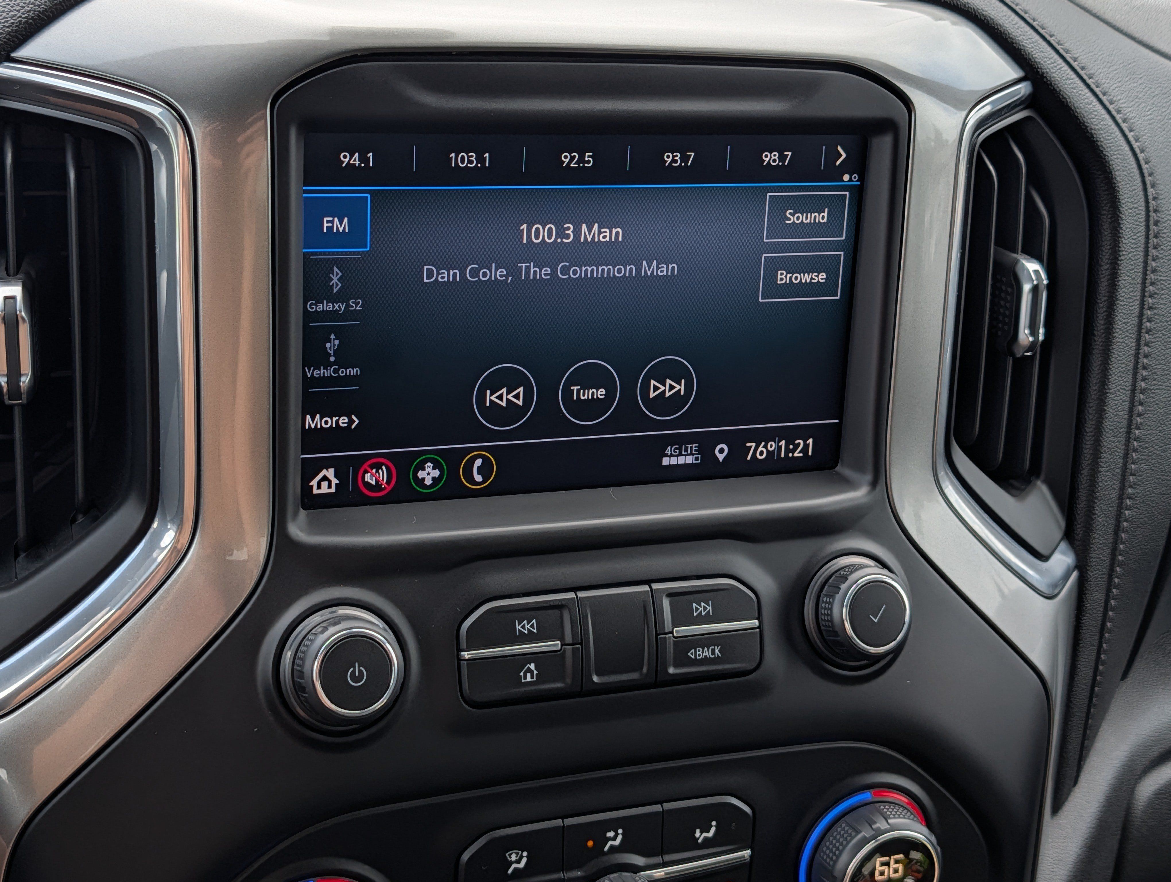 Used 2020 Chevrolet Silverado 1500 RST AWD/4WD image 22