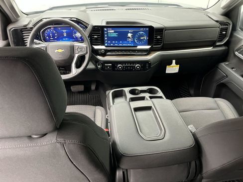 Used 2026 Chevrolet Silverado 1500 LT AWD/4WD image 4