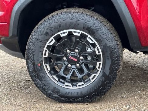 New 2026 GMC Canyon AT4 w/ LPO, Off Road Lift Package image 31