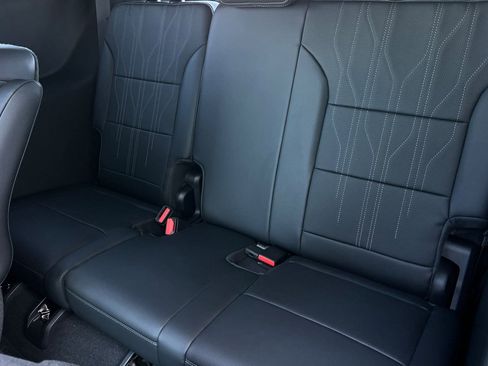 New 2026 Buick Enclave Avenir w/ Super Cruise Package FWD image 14