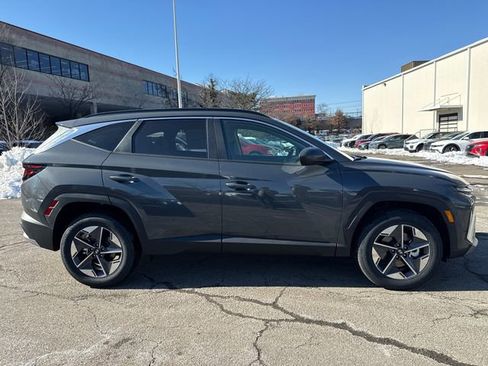 New 2026 Hyundai Tucson SEL image 8