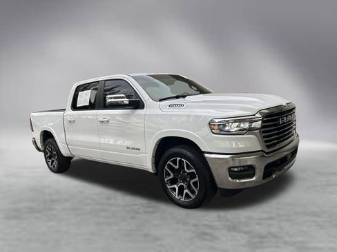 Used 2026 RAM 1500 Laramie AWD/4WD image 2