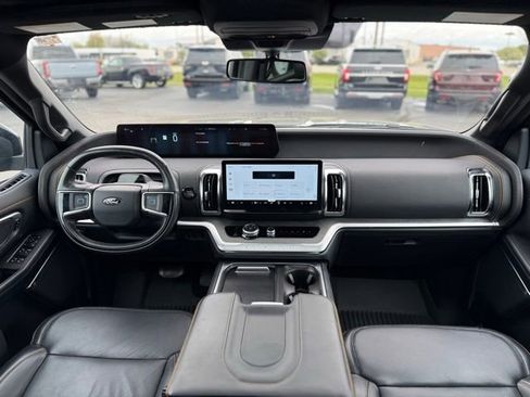Certified 2025 Ford Expedition Tremor AWD/4WD image 3