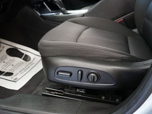 Used 2018 Chevrolet Malibu LT w/ Driver Confidence Package FWD image 25