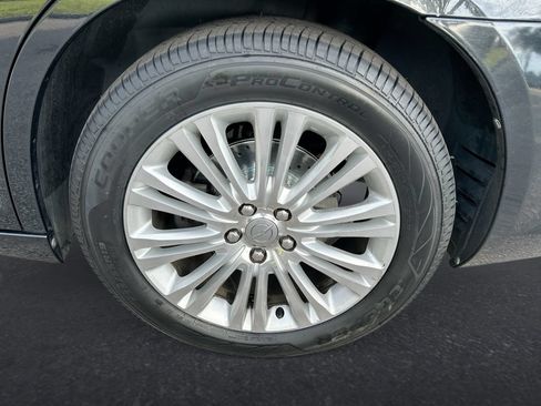 Used 2013 Chrysler 300 C w/ Light Group AWD/4WD image 10