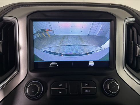 Used 2020 Chevrolet Silverado 2500 LT w/ Fleet Comfort Package image 17