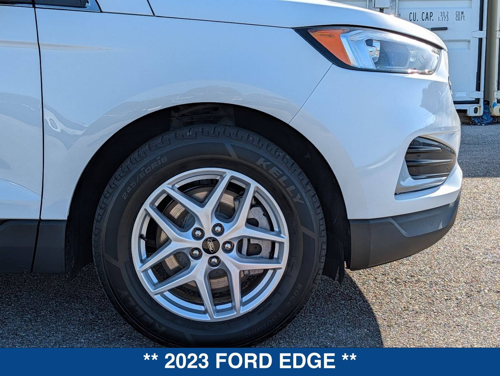 Used 2023 Ford Edge SEL AWD/4WD image 12