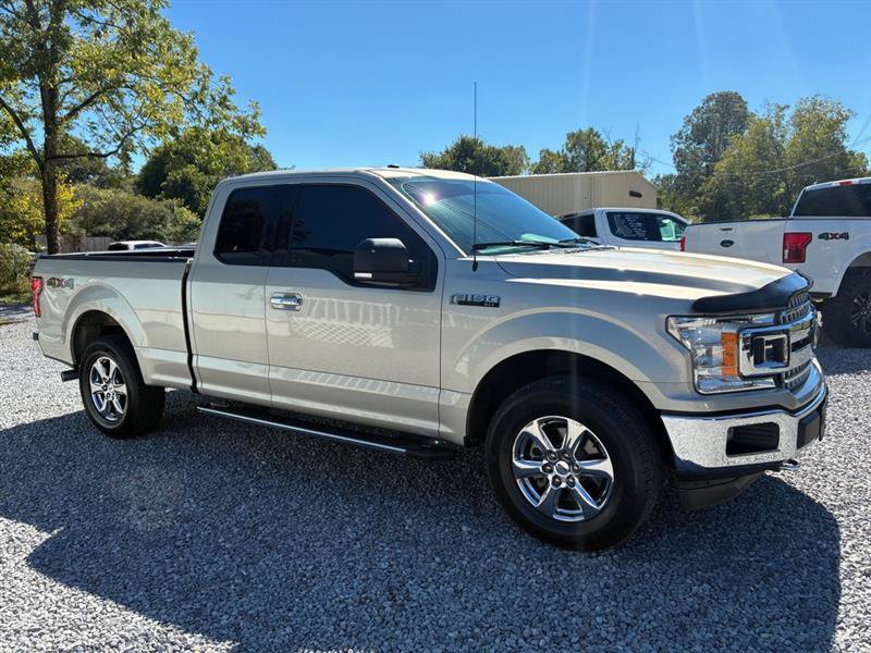 Used 2018 Ford F150 XLT w/ Equipment Group 302A Luxury AWD/4WD image 9