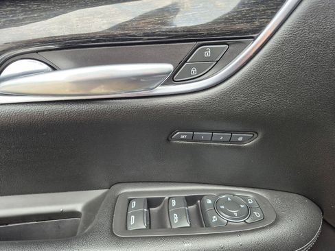 Used 2021 Cadillac XT5 Premium Luxury w/ LPO, Floor Liner Package FWD image 2